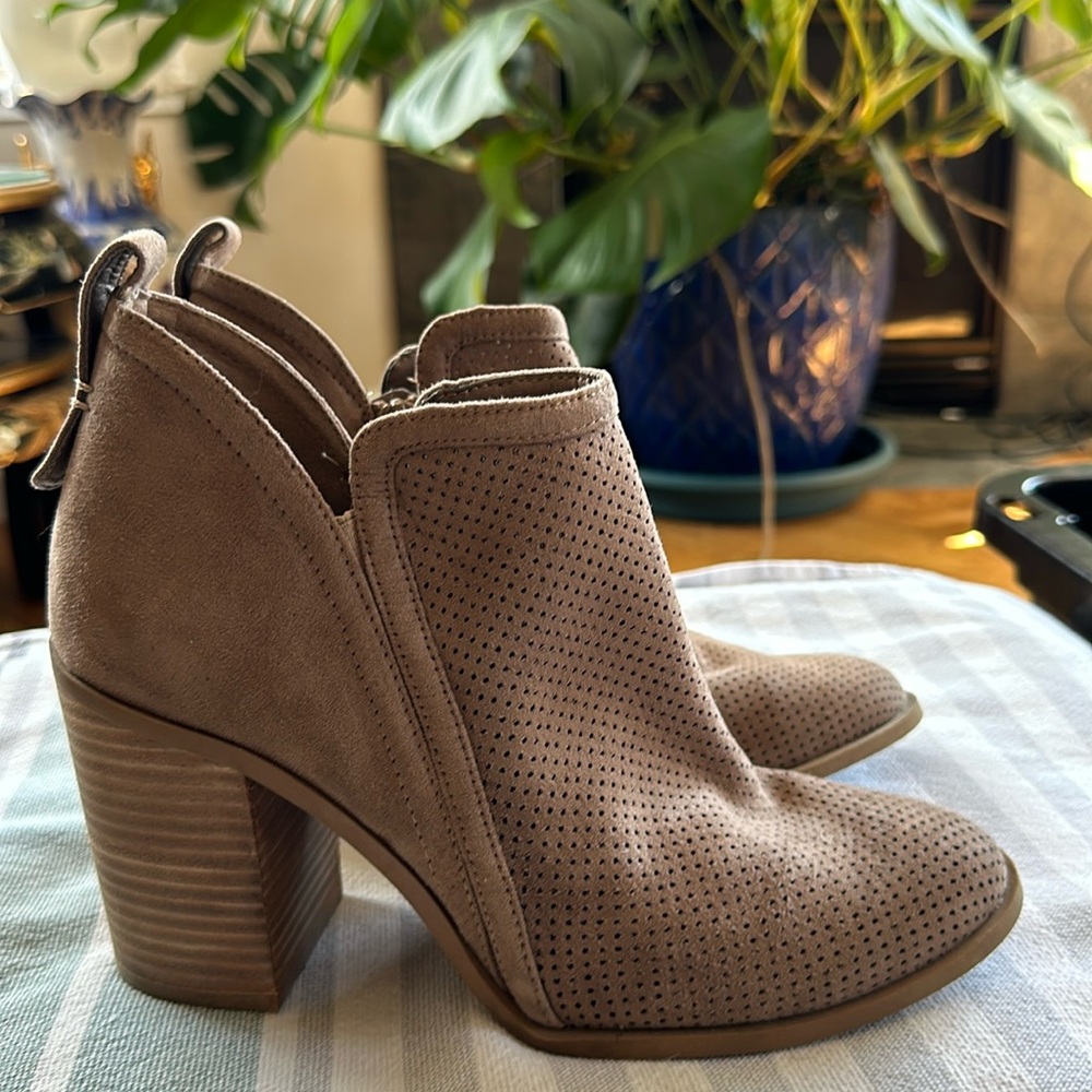 Madden Girl Boots